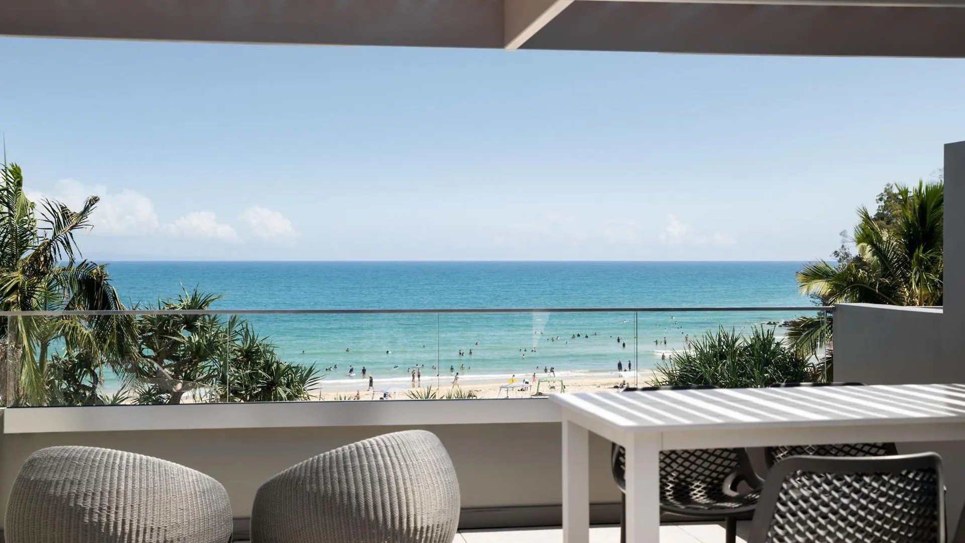 Netanya Noosa Beachfront Resort 4*, נוסה