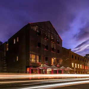 Salamanca Wharf 5* Хобарт