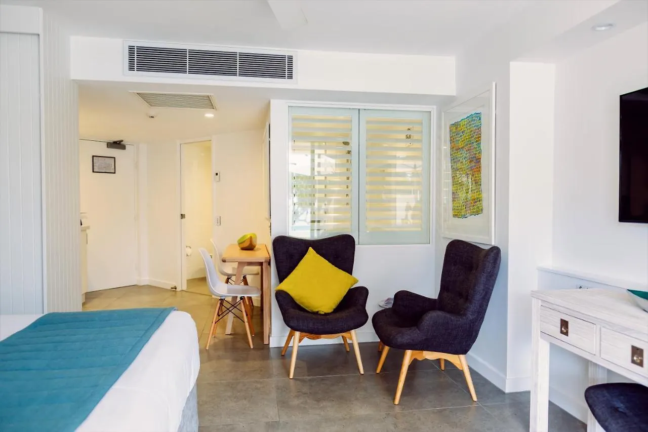 Netanya Noosa Beachfront Resort